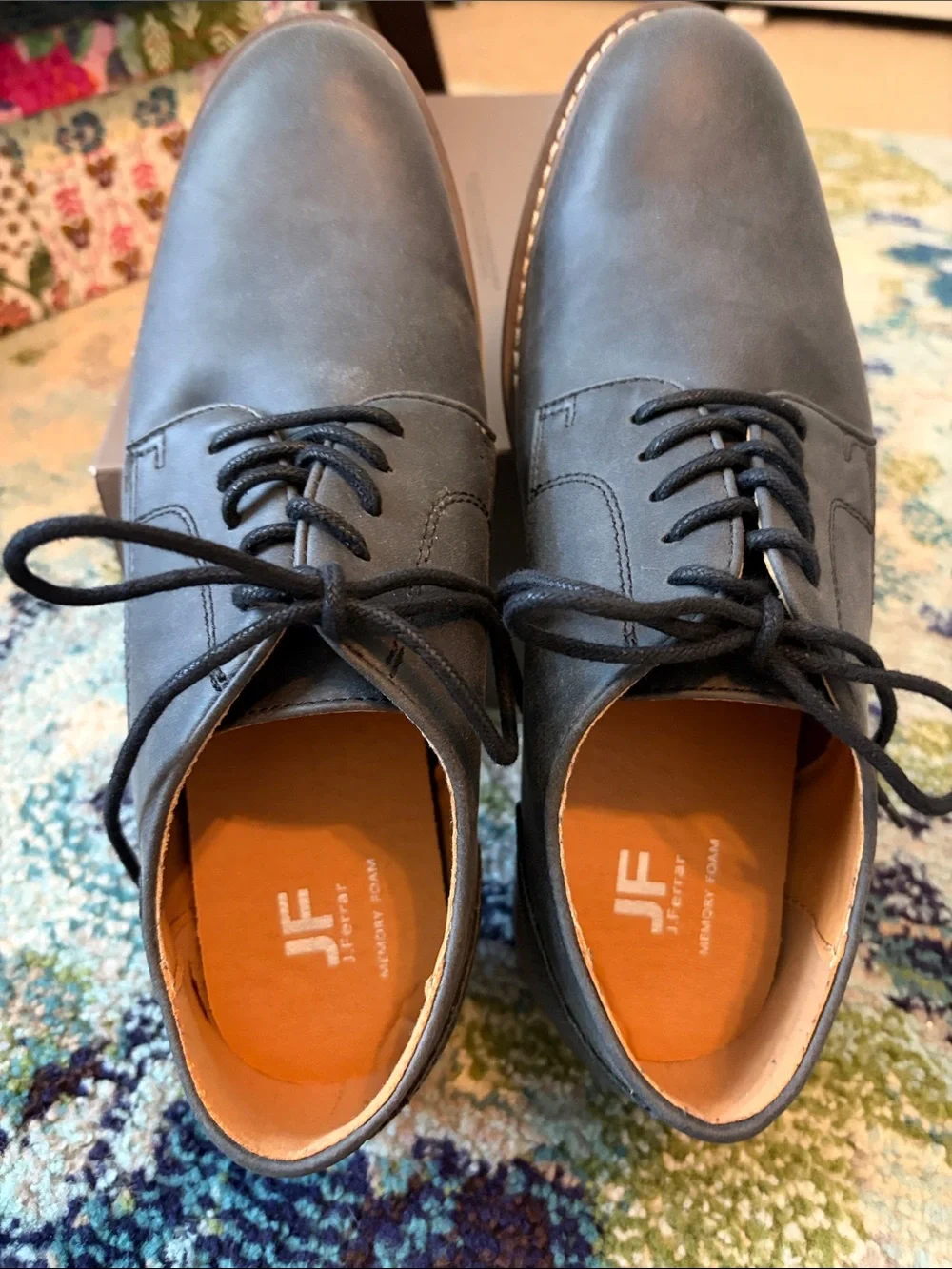 Men's Classic Lace-Up Dress Shoes in Dark Gray - size 8.5